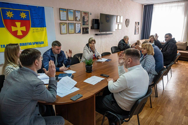 Обговорення питань під час сесії Черкаської районної ради